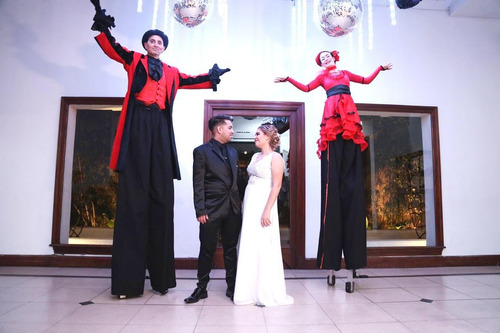 Show Para Fiestas, Zanquistas, Clown, Payasos, Zancudos ,