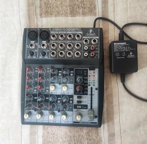 Consola Mixer Behringer Xenix1002fx 10 Canales (no Cambios)