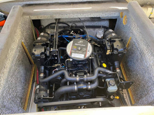 Lancha Genesis Extreme Open - Motor Dentro- Fuera