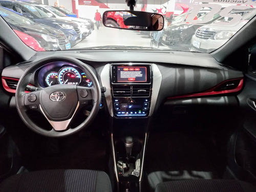 Imagem 4 de 14 de Toyota Yaris 1.3 16v Flex Xl Plus Tech Multidrive