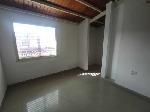 Imagen 6 de 15 de En Venta Townhouse En San Diego, Urb. Villa Jardin 04124667445 (foth-245)