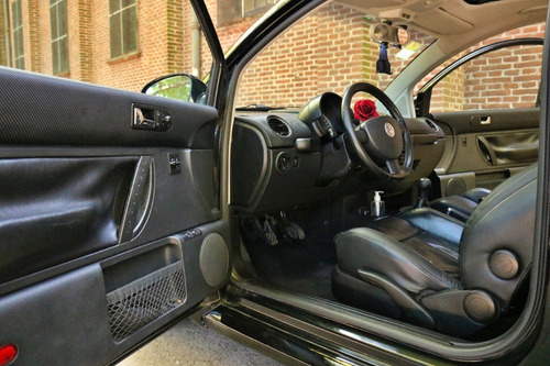 Volkswagen New Beetle Sport 2.5