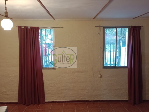 Simpática Casa En Venta 2 Dormitorios 1 Baño Comuna Conchalí