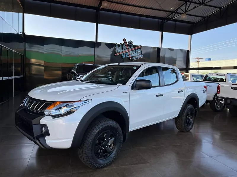 Mitsubishi L200 Triton Sp Outd Gls A