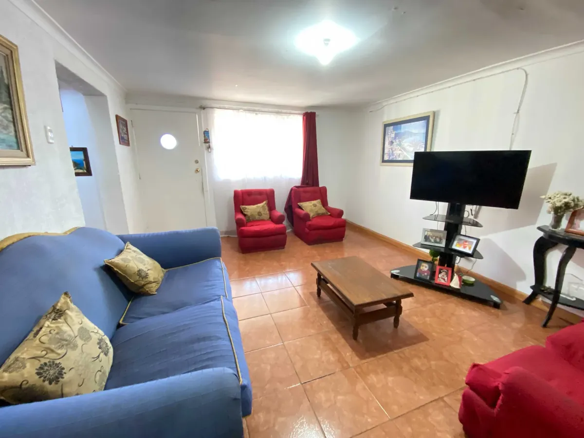 Imagen 4 de 25 de Vendo Casa Con Dpto Interior En El Bosque (104852)
