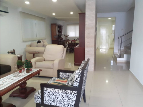 Casa En Venta Urb Piedras Pintadas Trigal Norte Mc-8370670