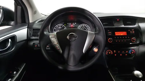 Nissan Sentra 1.8 Sense
