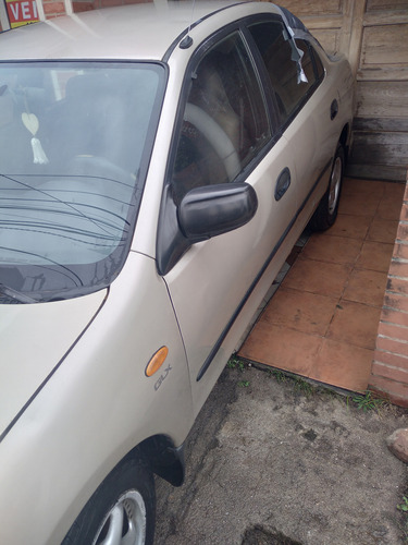 Mazda 323F 1.7 Sedan Glx