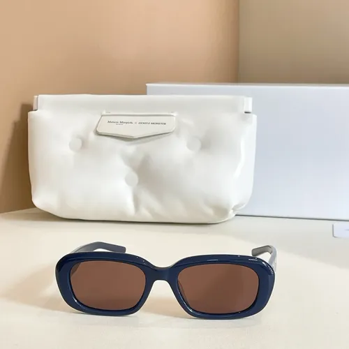 Maison Margiela X Gentle Monster Sunglasses Navy Blue Frames