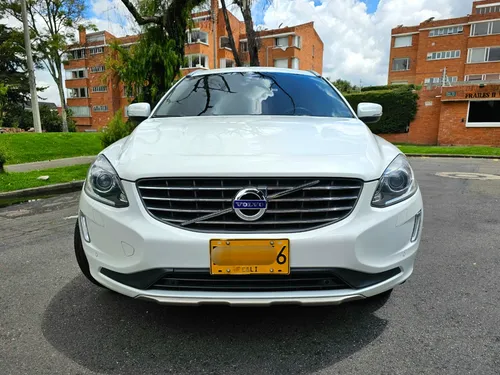 Volvo XC60 2.0 T5 Awd Momentum