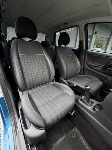 Volkswagen Fox 1.6 Confortline Pack Saf