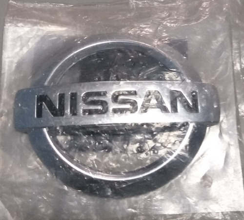 Emblema Maleta Nissan Sentra B15 2000-2011 Original 