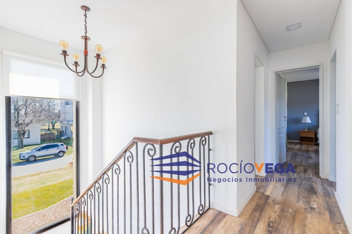Imagen 11 de 23 de Casa En Venta En Prados Del Oeste - Moreno