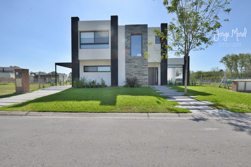 Casa Interno #0-100 - Pilar Del Este - Santa Emilia - 510m2 #id 17982