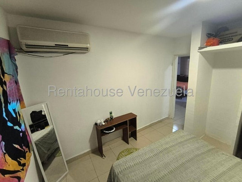 Jv Vende Apartamento Con Espacios Amplios Y Bien Iluminados, Perfecto Para Crear Recuerdos Inolvidables Con Tu Familia. 25-19711