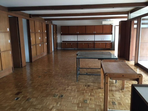 Alquiler Oficina En Ciudad Vieja