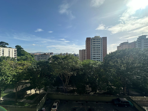 Apartamento En Venta En Lomas Del Avila