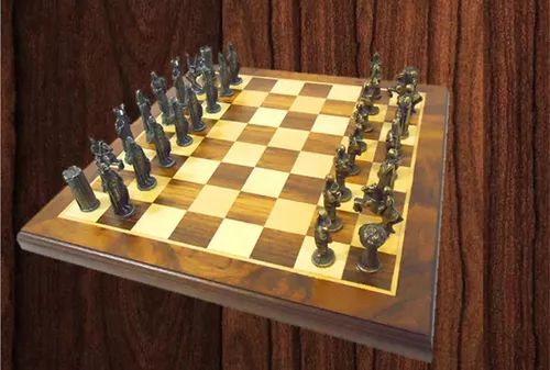 Tabuleiro de Xadrez artesanal de Madeira feito em Marchetaria Acompanha  Peças [Sob Encomenda: Envio em 60 dias] - A lojinha de xadrez que virou  mania nacional!