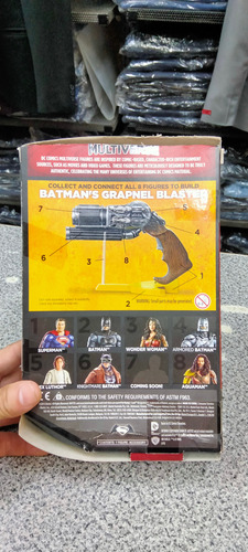 Dc Multiverse Aquaman, Jason Momoa, Grapnel Blaster Wave!! (Usado)