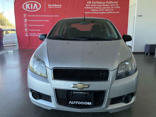 Imagen 8 de 15 de Chevrolet Aveo 2015 4p Ls L4/1.6 Aut