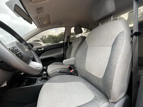 Kia Soluto 1.4 Emotion Mt