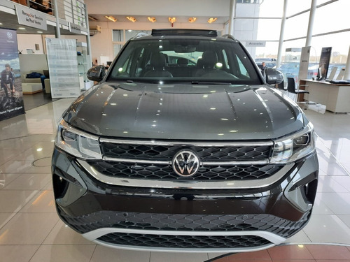 Volkswagen Taos Highline Fm