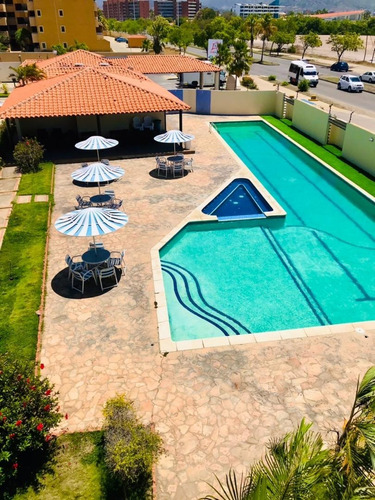Imagen 8 de 13 de Alquiler Vacacional En Lecheria Amoblado Y Equipado, Angela Suarez, 04248085453