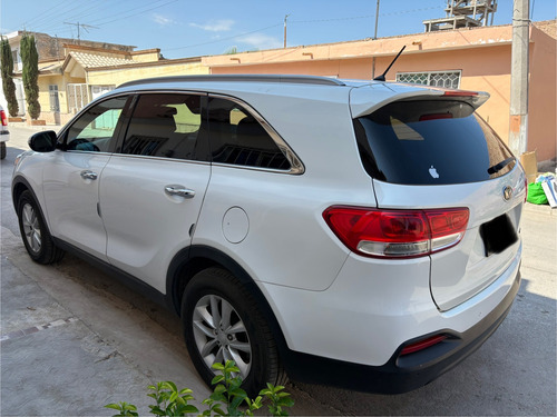 Kia Sorento 2.4 Lx At