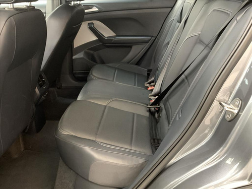 Volkswagen T-Cross 1.4 250 TSI TOTAL FLEX HIGHLINE AUTOMÁTICO