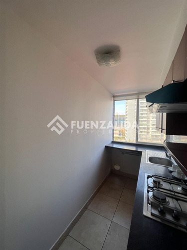 Departamento En Venta De 2 Dorm. 2 Bañ,1 Estac En La Florida