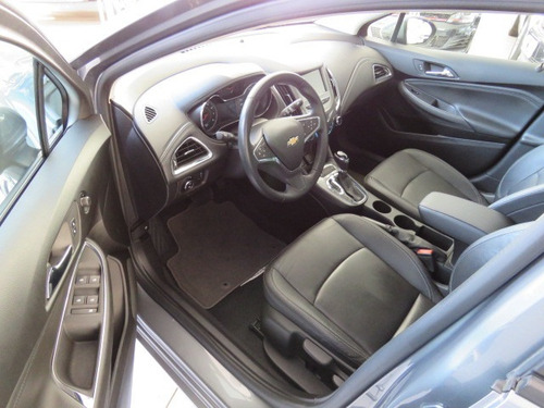 Cruze Lt