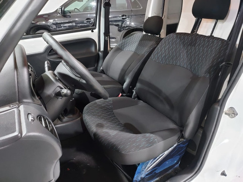 Imagem 11 de 15 de Kangoo 1.6 Express Ano 2018 Único Dono