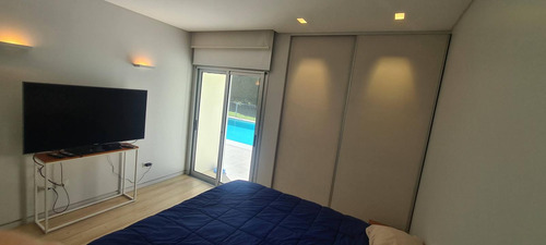 Casa En Abril Club De Campo