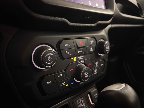 Jeep Renegade 1.3 T270 TURBO FLEX LONGITUDE AT6