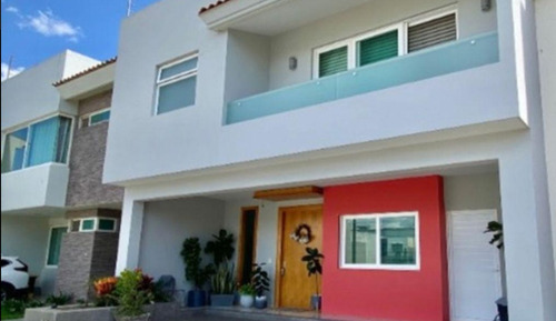 Casa En Av Sta Margarita 4950 Zapopan Jalisco 