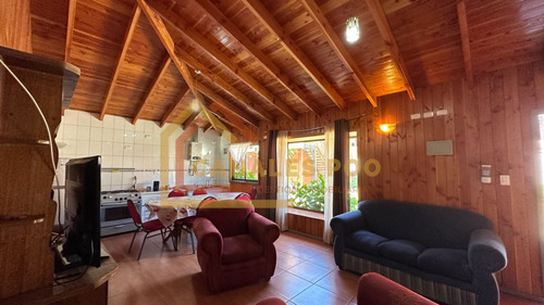 Complejo Turístico Con 5 Cabañas Y 4 Departamentos En Licán