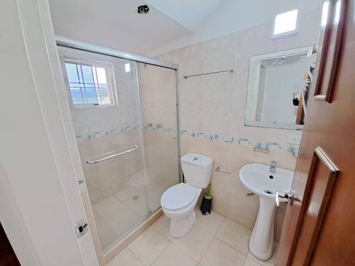 Imagen 5 de 11 de 165466 Carmen María González Vende Townhouse Villa Paraiso Country Club - San Diego (0412-4359728)
