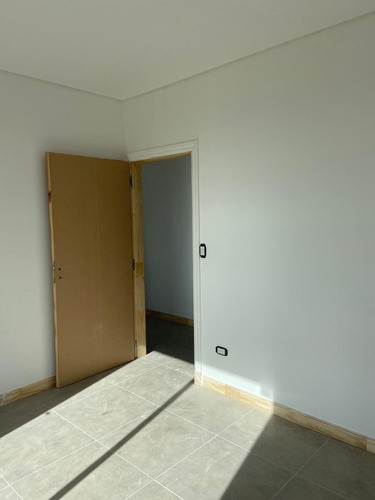 Imagen 10 de 13 de Casa Con Piscina En Venta Ubicado En Puertos