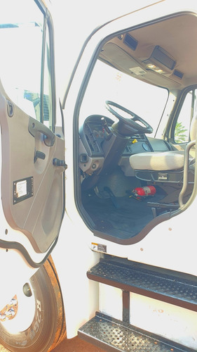 Freightliner M2 Rabon Plataforma 2015 Torton
