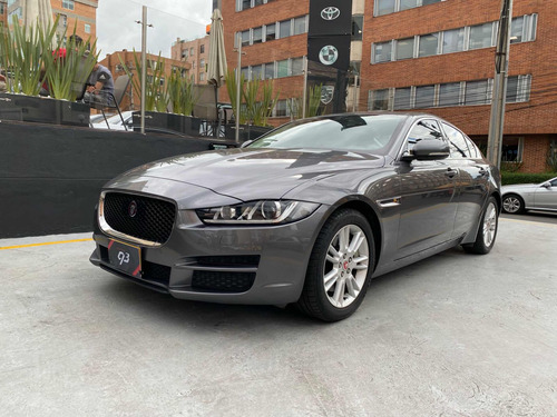 Jaguar XE Prestige