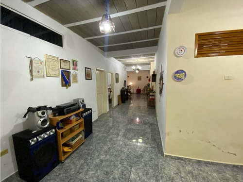 Casa En Venta Con Local Comercial Santa Rosa Maracay Estado Aragua