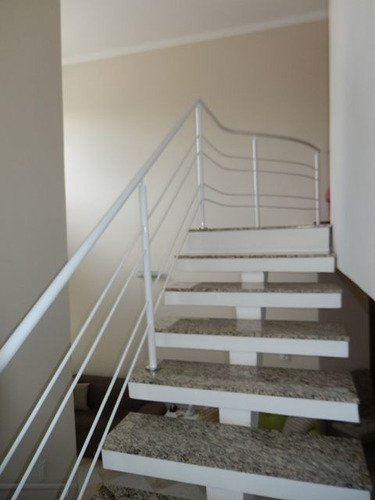 Imagem 13 de 28 de Sobrado No Cond. Parque Dos Resedás, 5 Dorm Sendo 3 Suites, 276m² Ac Em 400m² De Terreno - So0063