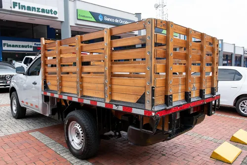 Nissan Frontier Estacas 2.5 Mt 4x2