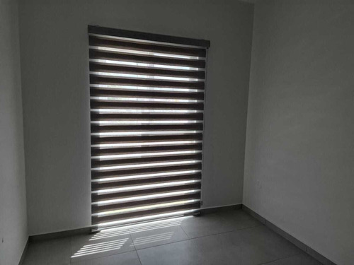 Casa En Venta De Una Planta En Zona Desarrollo San Pablo, 2 Recámaras, 2 Baños