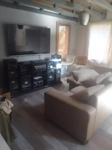 Casa En Venta - 3 Dormitorios 2 Baños - Cochera - 900mts2 - Florencio Varela