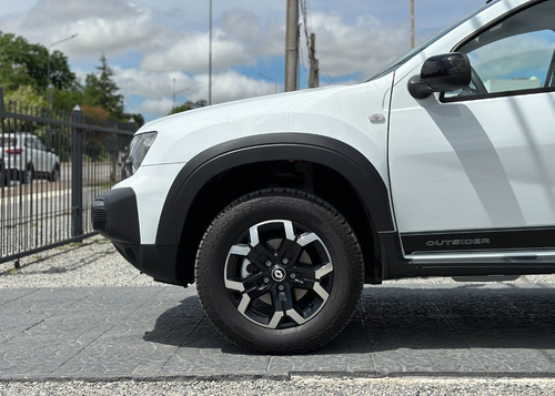 Renault Duster Oroch Outsider 4x4