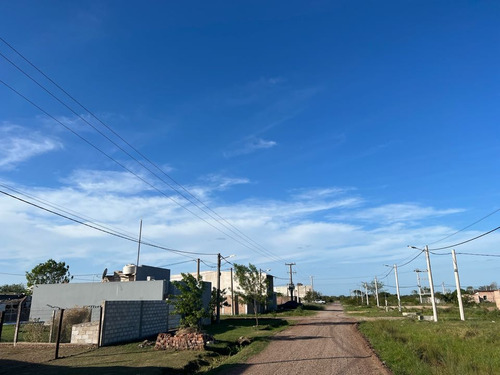 Hermosos Terrenos Juntos Bº La Emilia Zona Norte