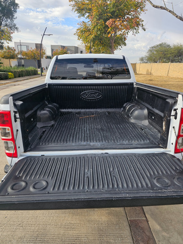 Ford Ranger 2.5 Xlt Cabina Doble 4x2 Mt
