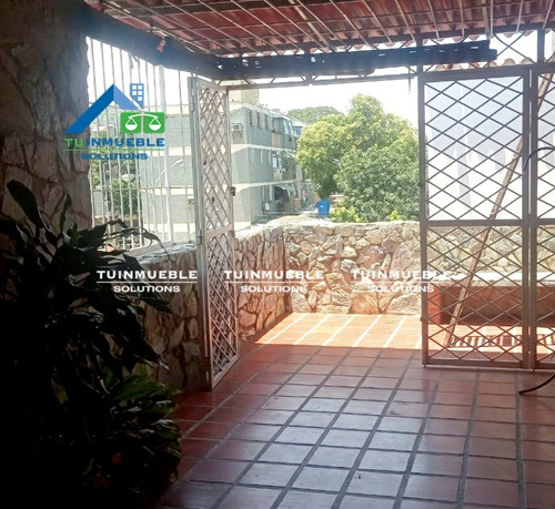 Imagen 2 de 13 de Casa En Venta