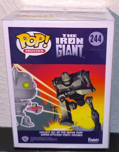 Funko Pop! Iron Giant With Car #244 (Usado)